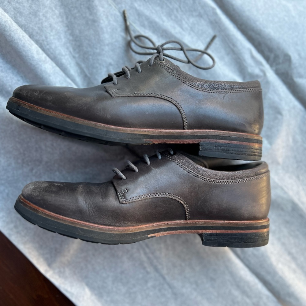 Clark’s women’s lace up loafer